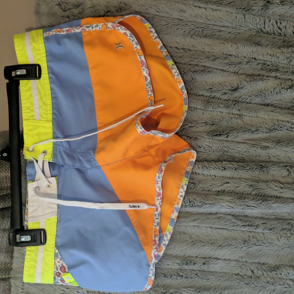 HURLEY boarding shorts